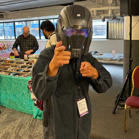 Meet your Posher - Picture 5 of 16